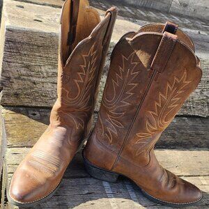 Women's Ariat Cowboy Boots Size 7.5